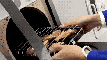 海陆证券 中国航天员不吃预制菜了，他们在太空烤鸡翅！